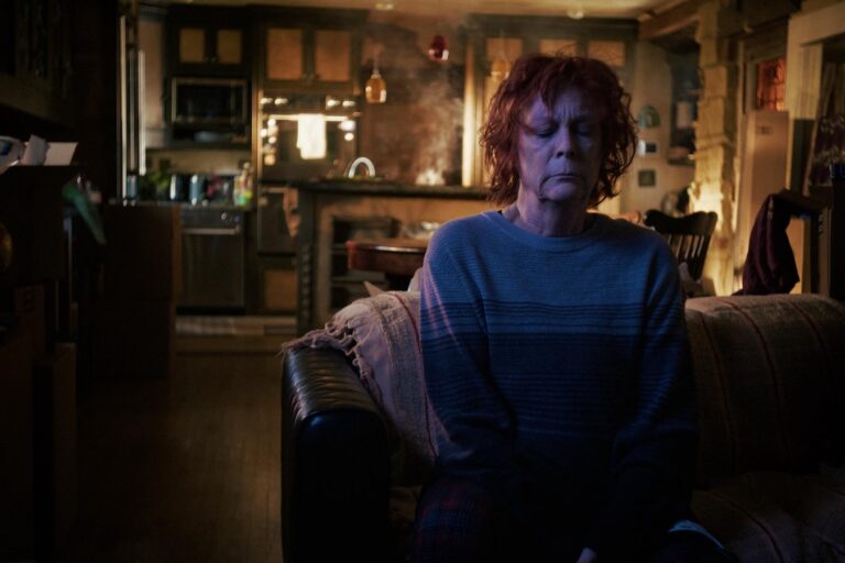 Jamie Lee Curtis in Sender